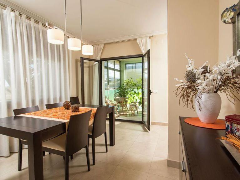 Villa Magnolia Mas Palol, Casa Con Piscina Y Barbacoa A 5Min De La Playa Viladamat Exterior foto