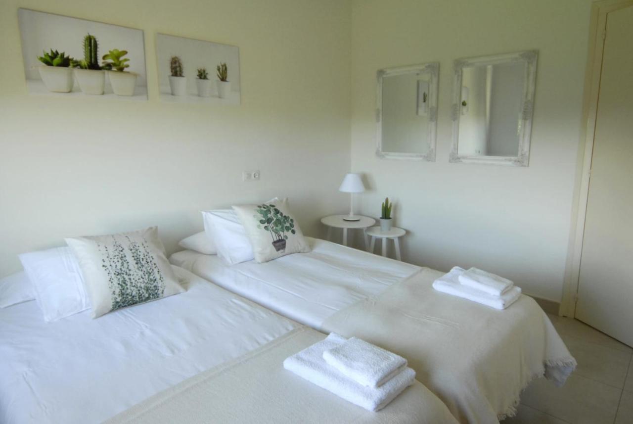 Villa Magnolia Mas Palol, Casa Con Piscina Y Barbacoa A 5Min De La Playa Viladamat Exterior foto
